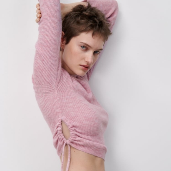 Zara Sweaters - 🥰host pick🥰🥰 NWT Zara sweater..size M